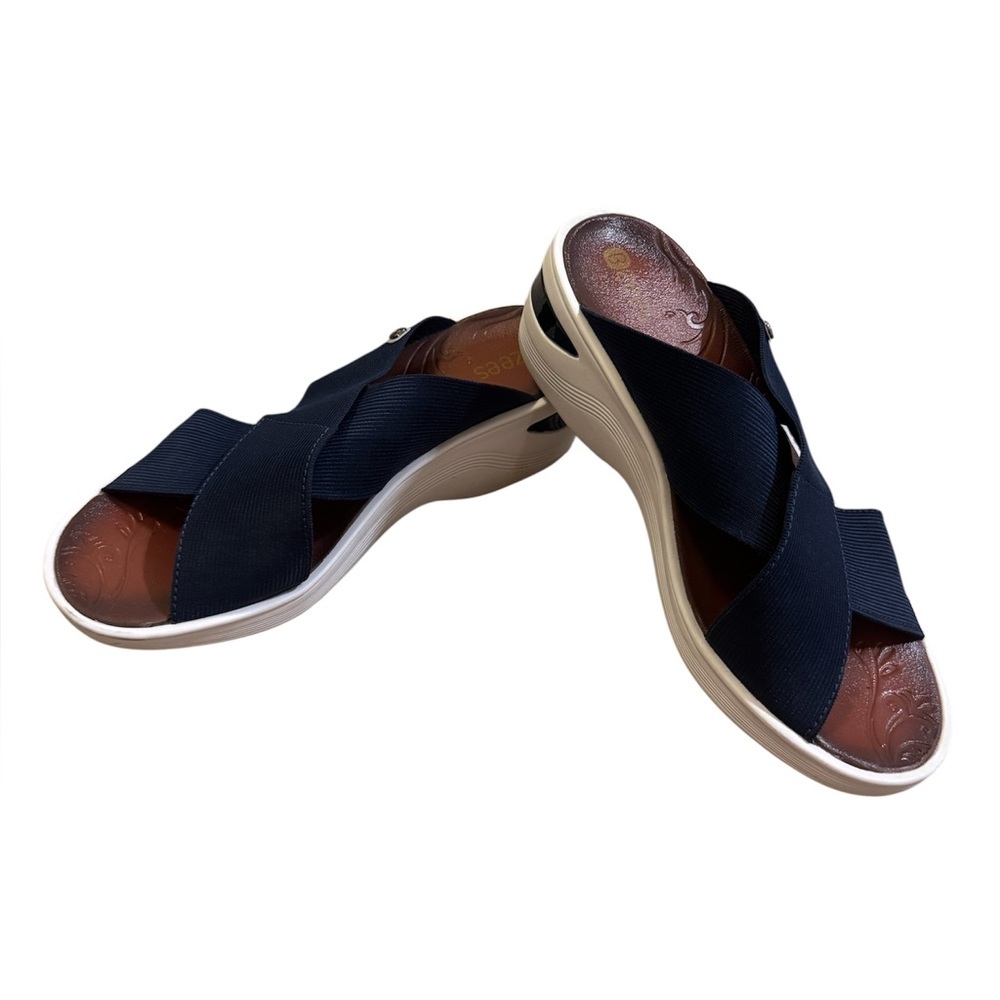 Bzees Navy Slide Sandals size 8 - Picture 5 of 6